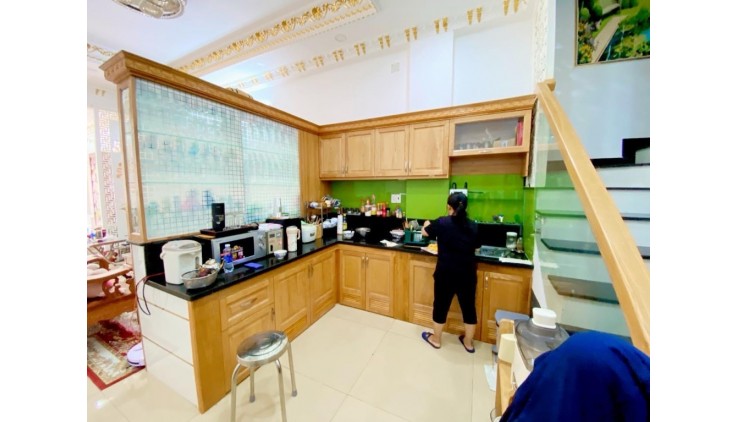 MẶT TIỀN KINH DOANH ĐỈNH - 4 TẦNG SIÊU ĐẸP - VỪA Ở VỪA KD - SỔ ĐẸP VUÔNG VỨC HC ĐỦ - MIẾU GÒ XOÀI 4X15.5M GIÁ CHỈ HƠN 5 TỶ